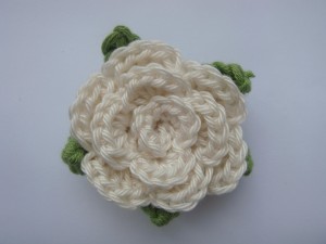 crochet rose brooch in cream